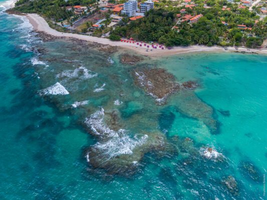 Praia de Carapibus: Onde Natureza e Tranquilidade se Encontram Praia de Carapibus: Onde Natureza e Tranquilidade se Encontram