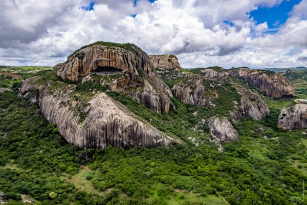 Curimataú da Paraíba: guia de ecoturismo, aventura e roteiros culturais Curimataú da Paraíba: guia de ecoturismo, aventura e roteiros culturais