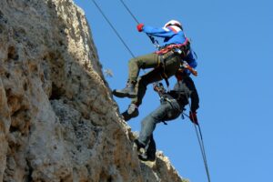 Turismo de aventura: saiba o que o seguro cobre durante viagens nacionais e internacionais