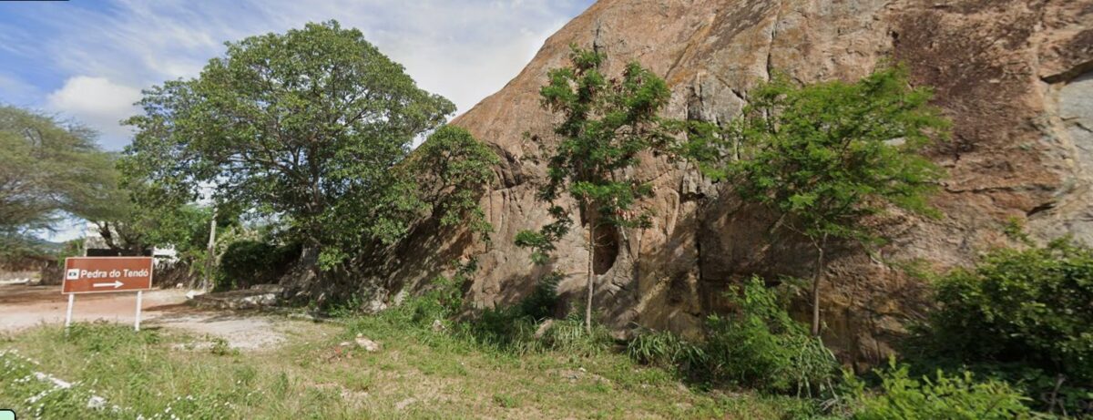 Pedra do Tendó: cartão postal de Teixeira e vista panorâmica do Sertão da Paraíba
